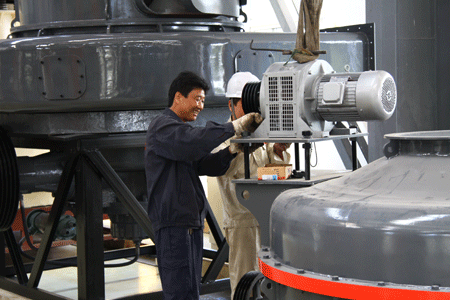 化工廠用磨粉機(jī)的保養(yǎng)如何進(jìn)行？